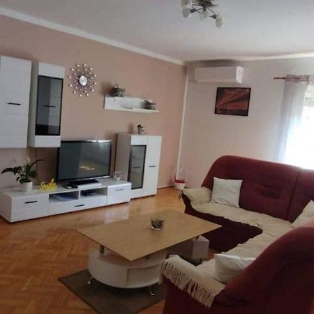 Apartment Eva Rovinjsko Selo Luaran gambar